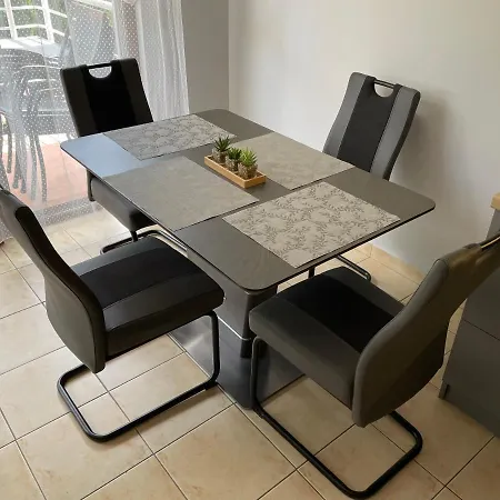 Levi's Wellness 시오포크